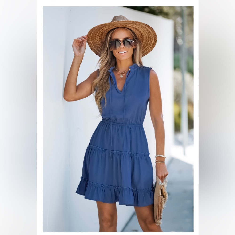 Cupshe Sleeveless Navy Tiered Dress